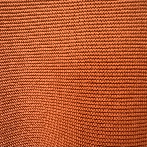 Uniqlo Women's Sweater - Brown - Picture 8 of 8